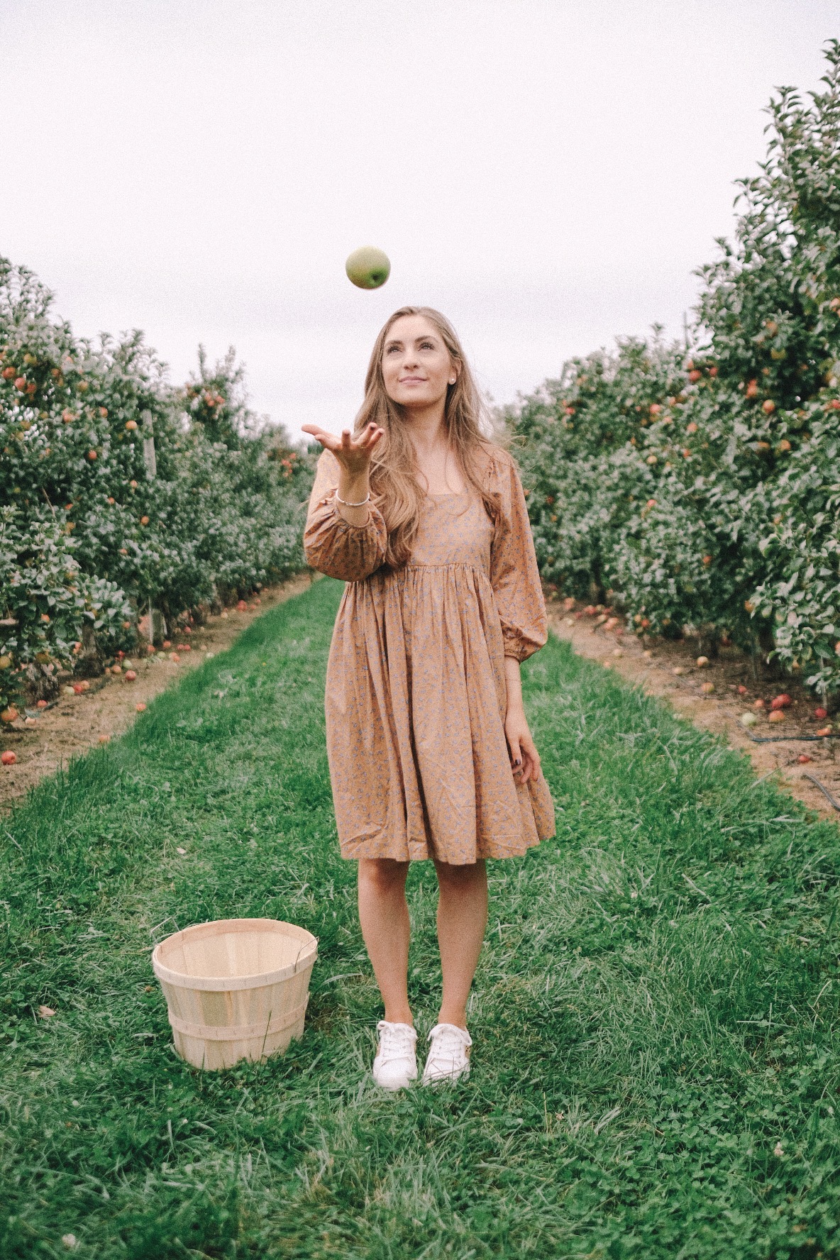 What to wear apple picking | Miss Madeline Rose